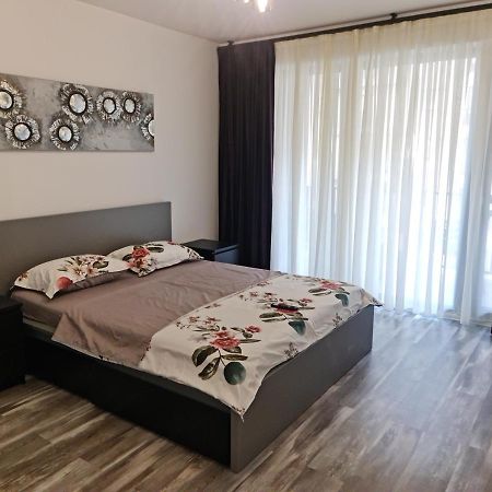 Apartament E'Special No3 アルバ・ユリア エクステリア 写真
