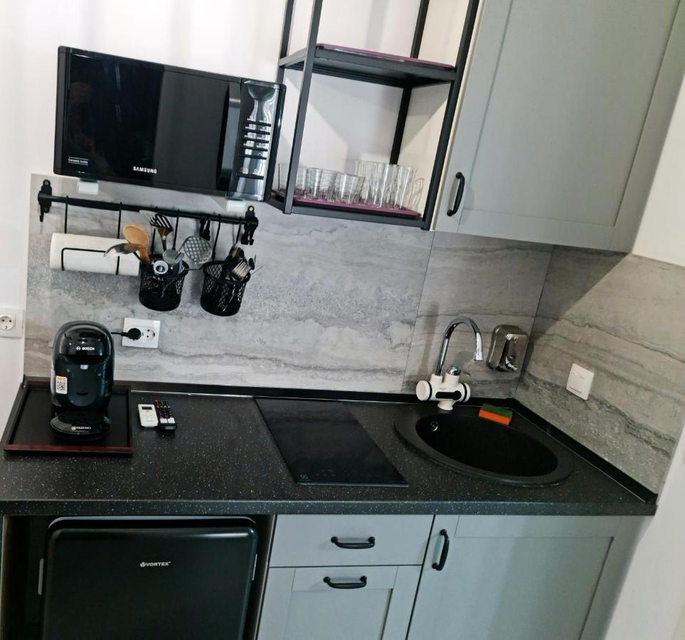 Apartament E'Special No3 アルバ・ユリア エクステリア 写真